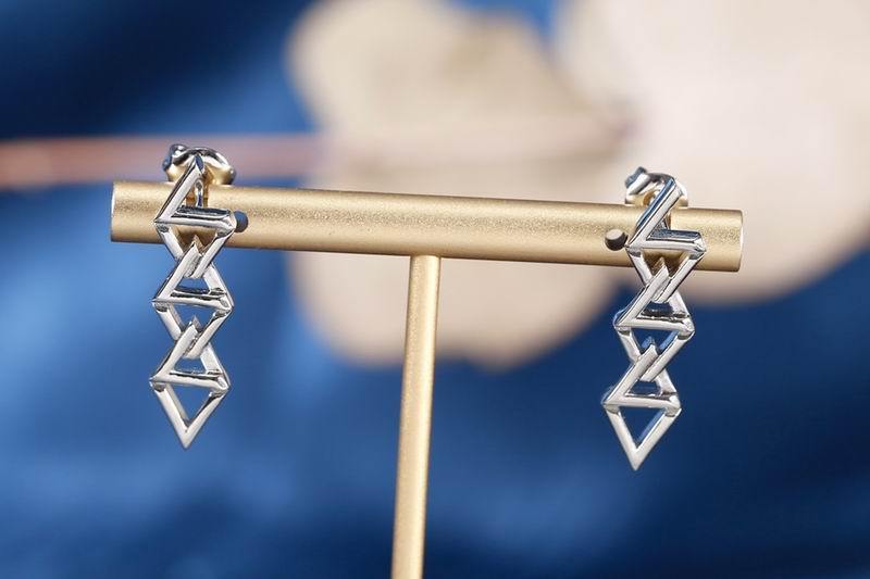 LV Earrings 65